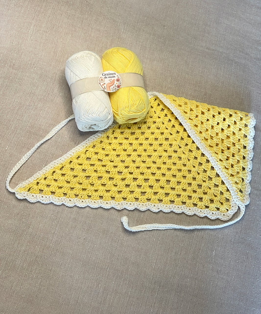 Bandana crocheté à la main  - jaune & blanc